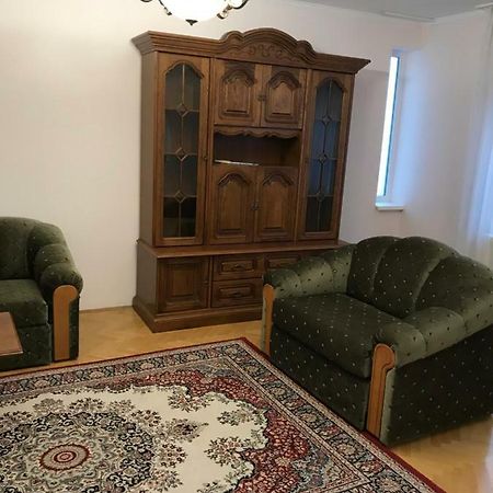 Gabor Pal 1 Apartman 2 Szoba Dunafoldvar Exterior photo